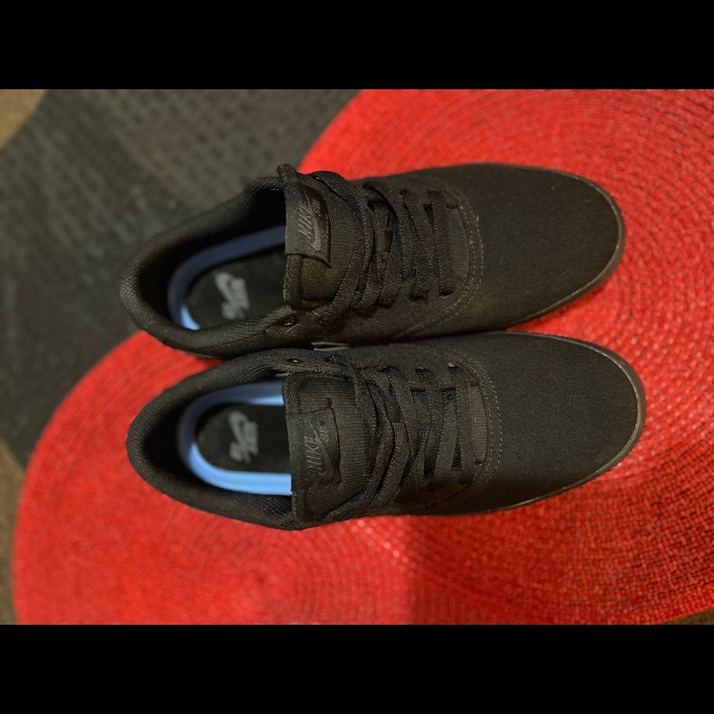 Women’s Nike SB sneaker
